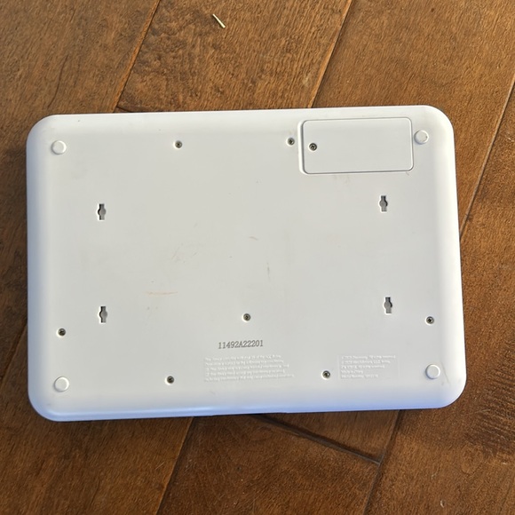 Discovery kids Teach and talk Swivel Laptop - Picture 10 of 10